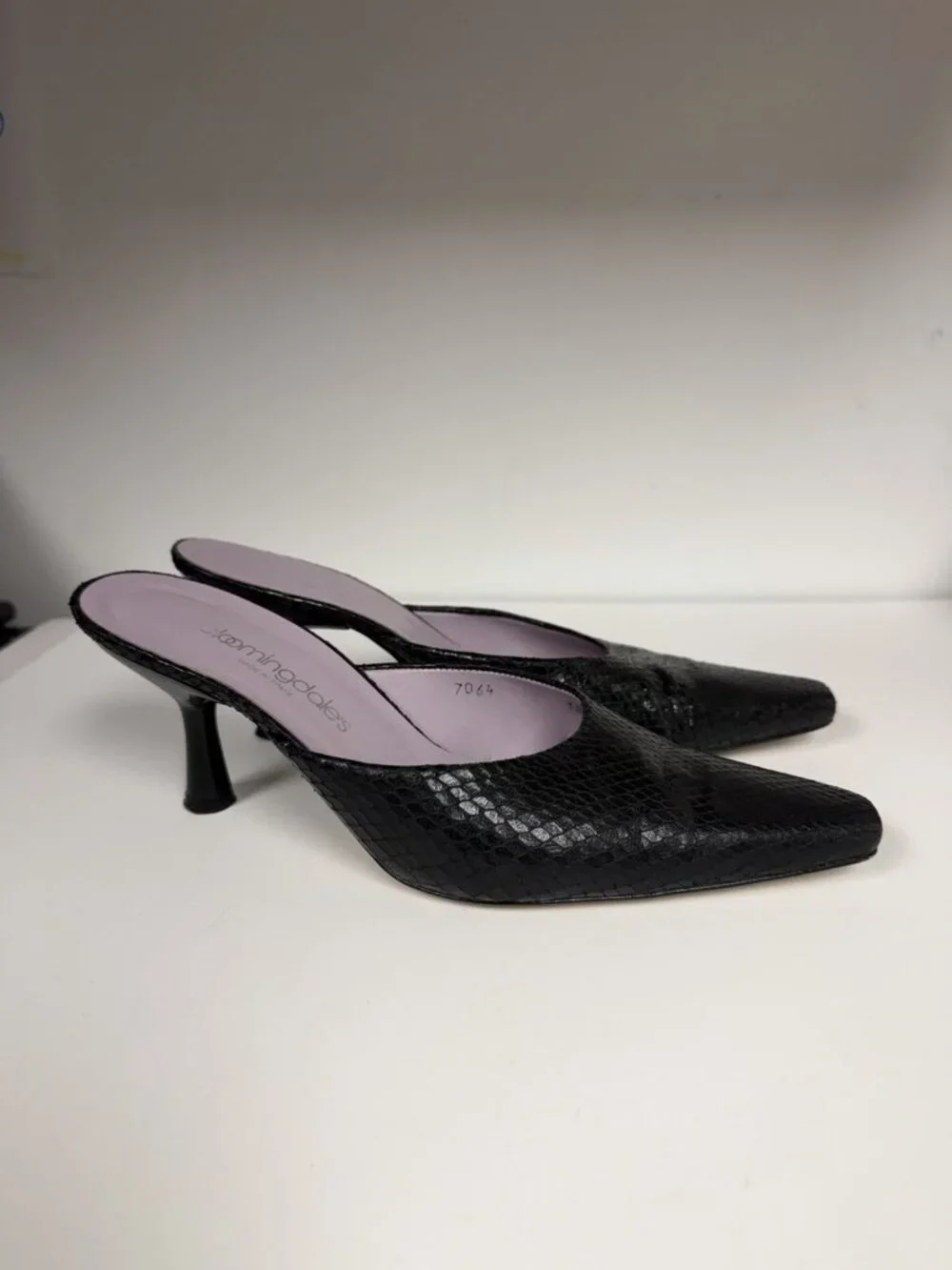 Bloomingdale's Vtg Y2K Kitten Heel Mules Black Leather Pointed Toe Whimsy Goth - Picture 11 of 11